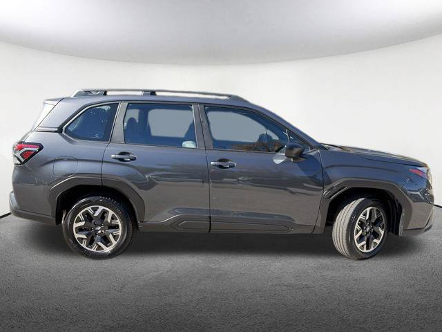Used 2025 Subaru Forester AWD/4WD image 19