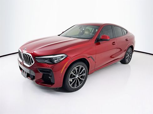 Used 2022 BMW X6 xDrive40i w/ M Sport Package image 3