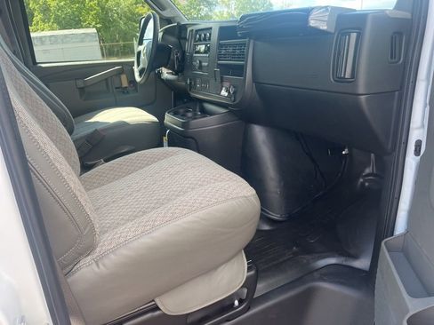 New 2025 Chevrolet Express 3500 Extended w/ Driver Convenience Package RWD image 11