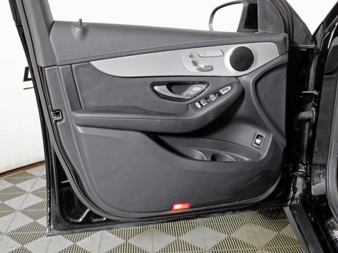 Certified 2022 Mercedes-Benz GLC 300 4MATIC image 11