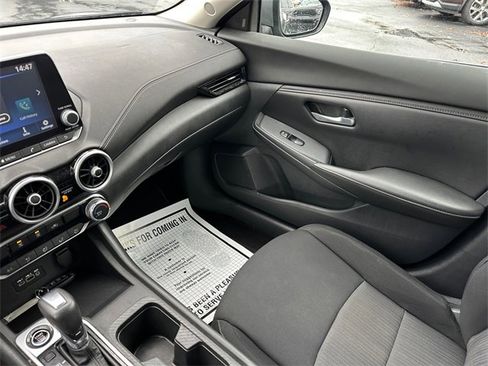Used 2023 Nissan Sentra SV w/ Trunk Package image 28