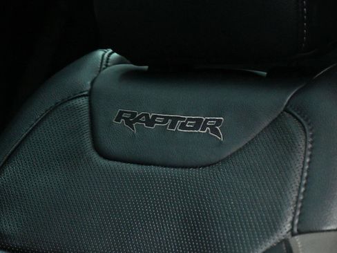 Used 2018 Ford F150 Raptor w/ Equipment Group 802A Luxury AWD/4WD image 34