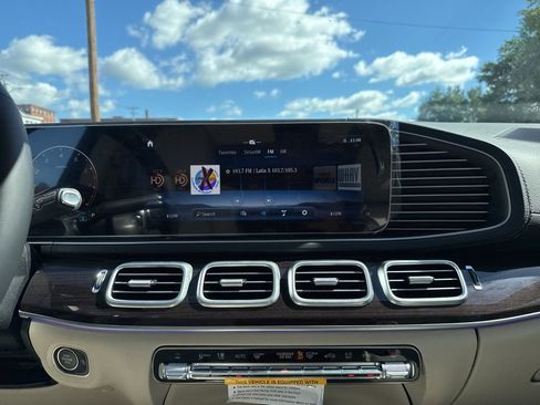 New 2026 Mercedes-Benz GLS 450 4MATIC image 22