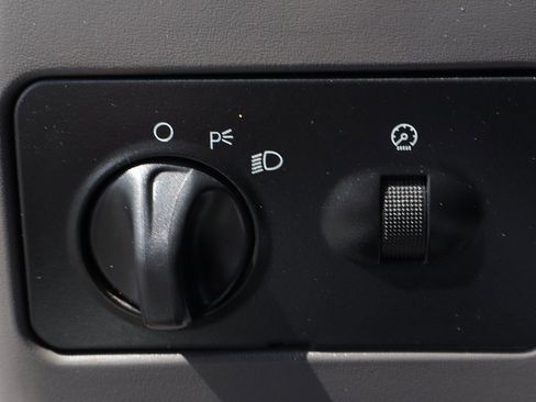 Used 2001 Ford F550 2WD Regular Cab Super Duty image 24