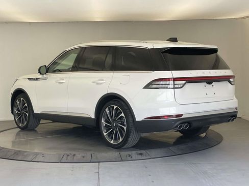 Used 2026 Lincoln Aviator Reserve AWD/4WD image 3