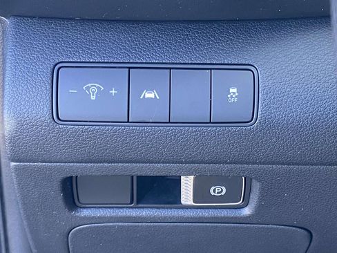 Used 2023 Hyundai Santa Fe SE image 17