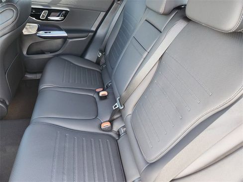 New 2026 Mercedes-Benz GLC 300 4MATIC image 12