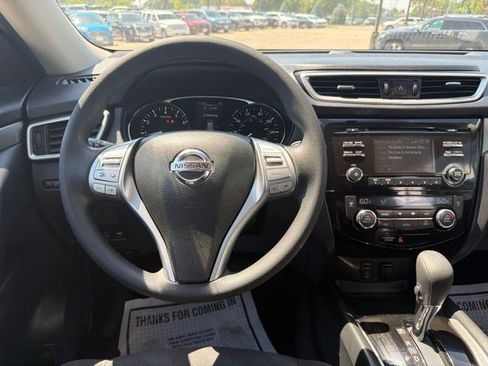 Used 2016 Nissan Rogue SV AWD/4WD image 24