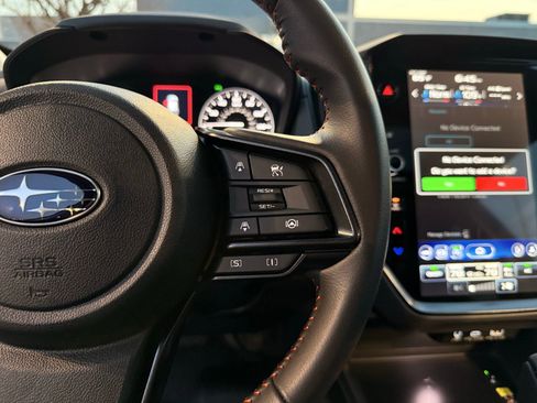 Used 2025 Subaru Crosstrek 2.5i Limited image 41