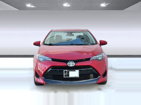 Used 2017 Toyota Corolla LE w/ Carpet Mat Package (TMS) FWD image 6