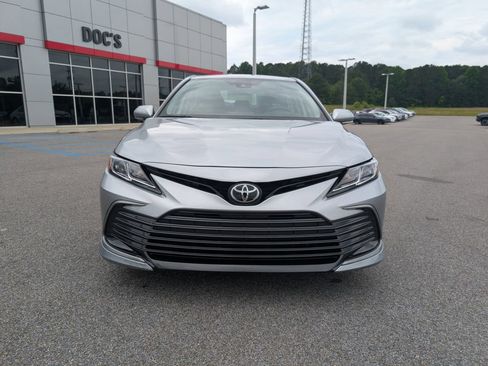 Used 2024 Toyota Camry LE w/ Convenience Package FWD image 16