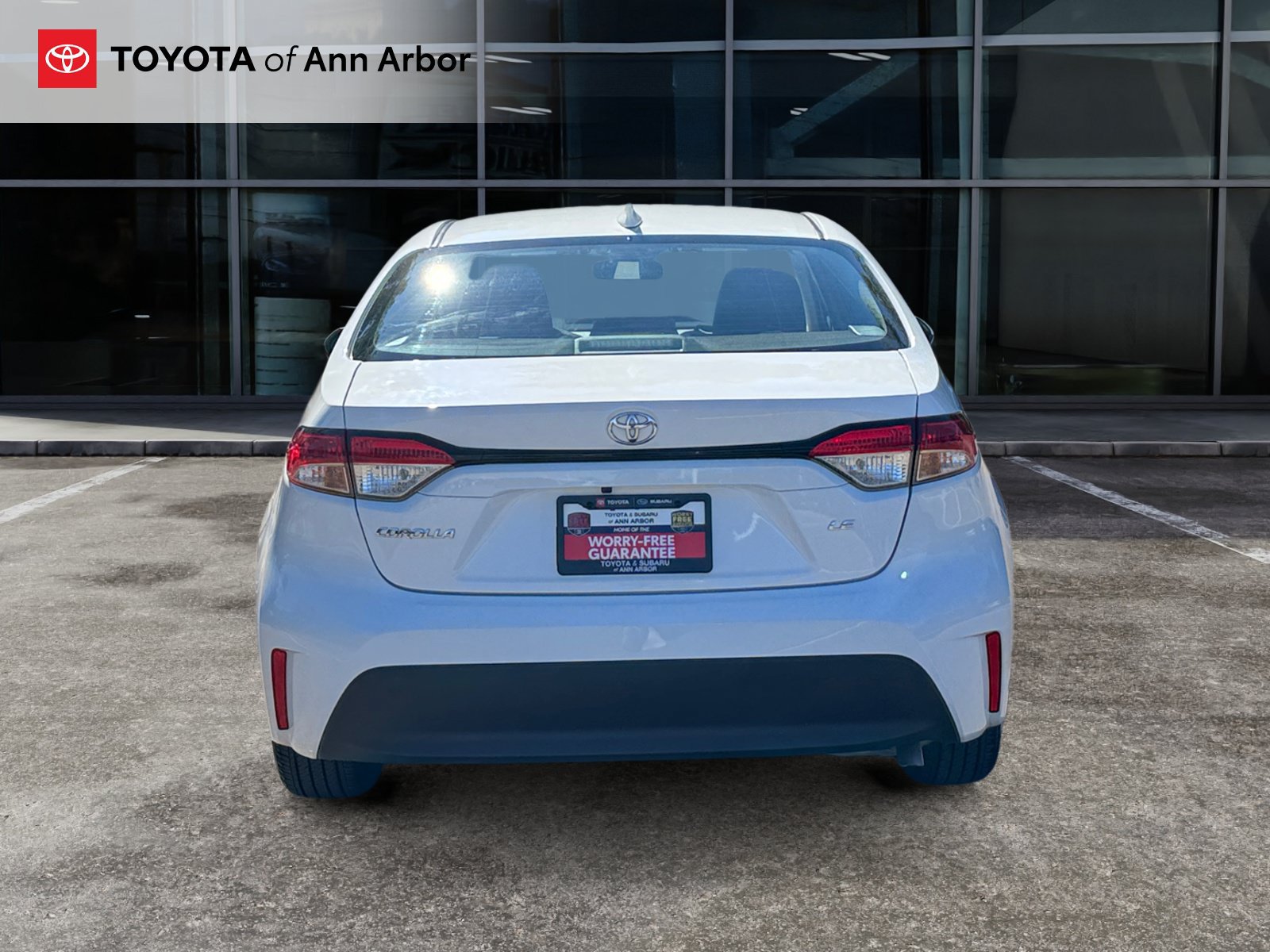 Used 2025 Toyota Corolla LE FWD image 9