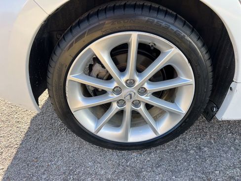 Used 2013 Lexus CT 200h image 7