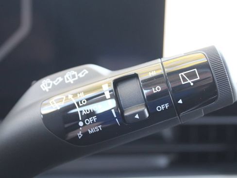 New 2027 Kia Carnival SX w/ Dark Edition Package FWD image 40
