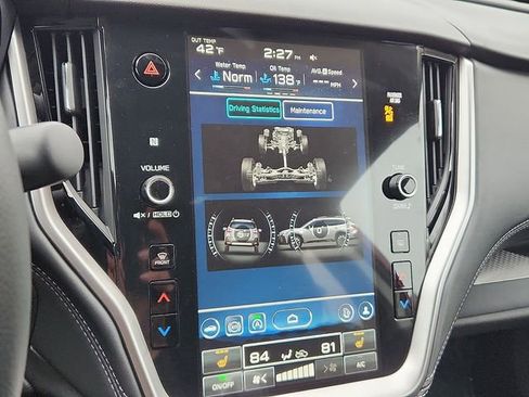 Used 2025 Subaru Outback Premium image 24