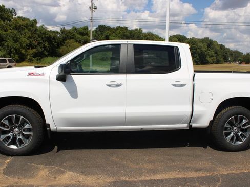 New 2026 Chevrolet Silverado 1500 RST w/ Convenience Package II AWD/4WD image 6