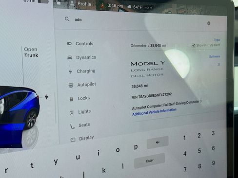 Used 2022 Tesla Model Y Long Range image 16