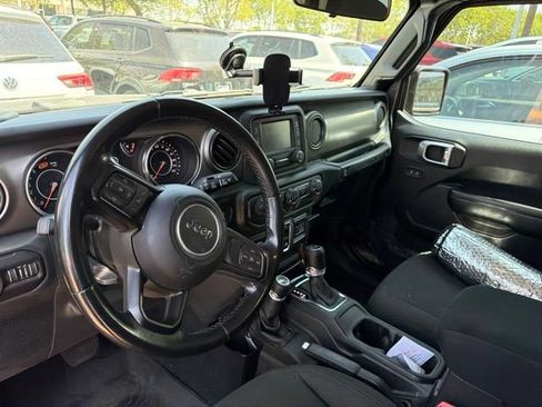 Used 2020 Jeep Wrangler Sport AWD/4WD image 6