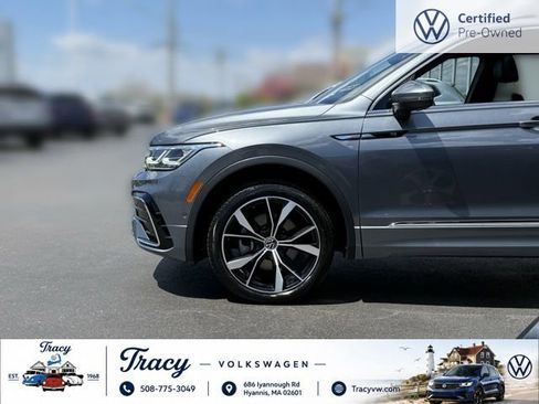 Certified 2022 Volkswagen Tiguan SEL R-Line AWD/4WD image 8
