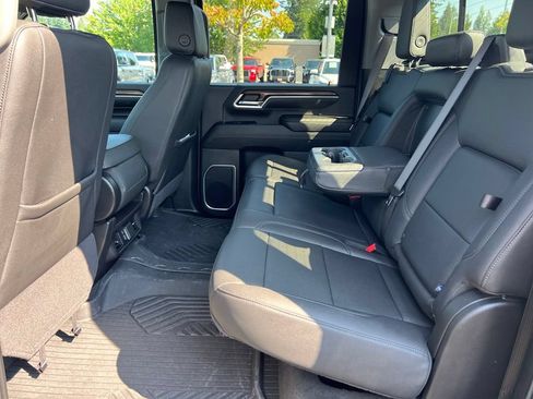 Used 2024 Chevrolet Silverado 3500 LT w/ Z71 Sport Edition AWD/4WD image 17