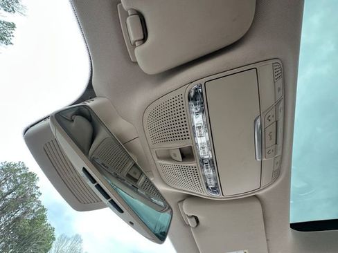 Used 2018 Mercedes-Benz E 400 Coupe image 27