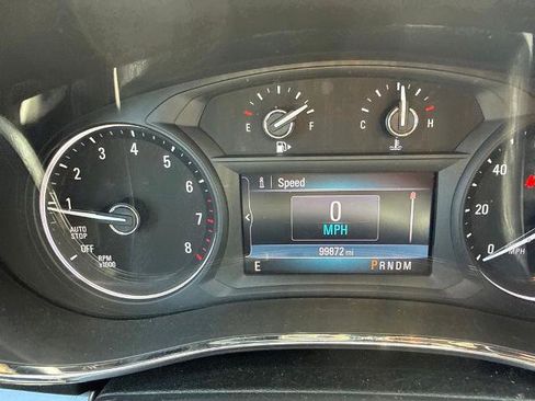 Used 2019 Buick Encore Essence AWD/4WD image 5