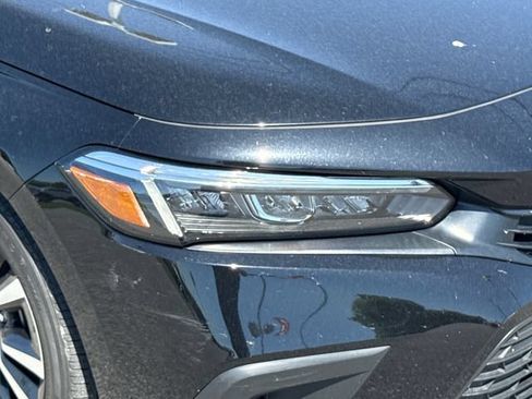 Used 2023 Honda Civic EX image 10