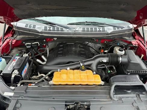 Used 2015 Ford F150 Lariat w/ Equipment Group 502A Luxury AWD/4WD image 33