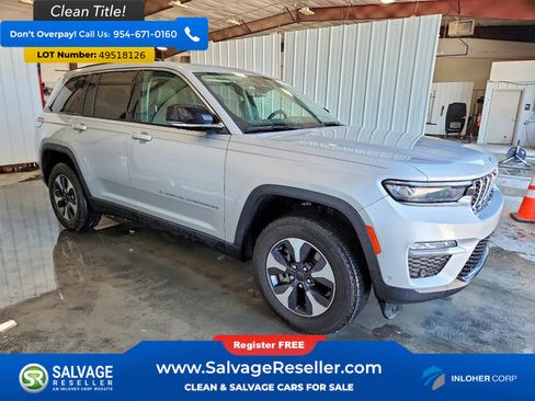 Used 2023 Jeep Grand Cherokee 4WD 4xe w/ Luxury Tech Group II image 5