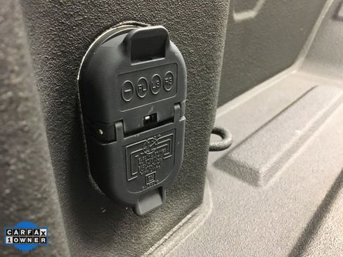 Used 2024 Chevrolet Silverado 2500 LT w/ Convenience Package image 17