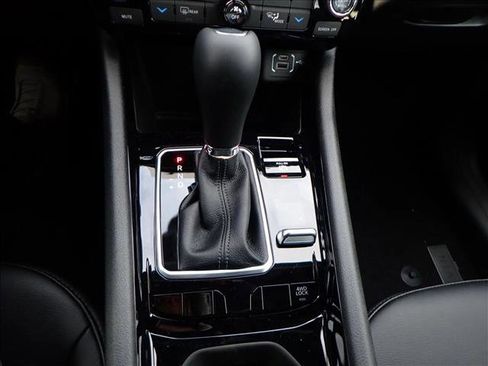 New 2026 Jeep Compass Latitude w/ Sun and Sound Group image 22