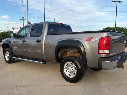Used 2008 GMC Sierra 2500 SLE w/ SLE2 Preferred Package AWD/4WD image 14