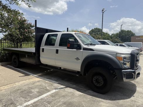 Used 2016 Ford F550 4x4 Crew Cab Super Duty image 2