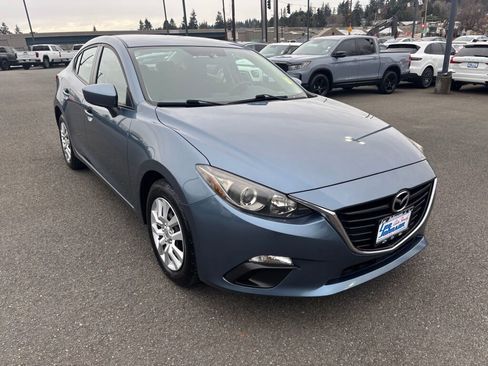 Used 2014 MAZDA MAZDA3 i Sport image 3