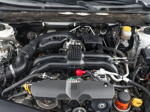 Used 2014 Subaru Legacy 2.5i Limited image 7