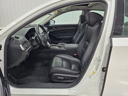 Certified 2021 Honda Accord Touring image 11