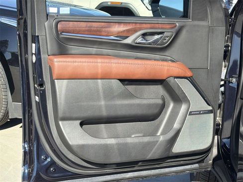 Used 2024 GMC Yukon Denali Ultimate image 22
