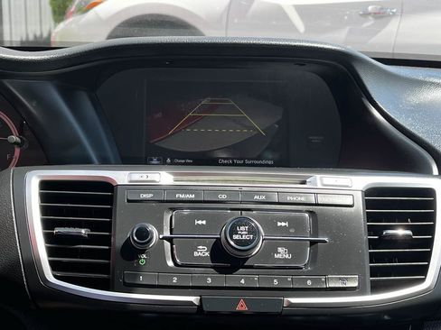 Used 2016 Honda Accord LX image 9