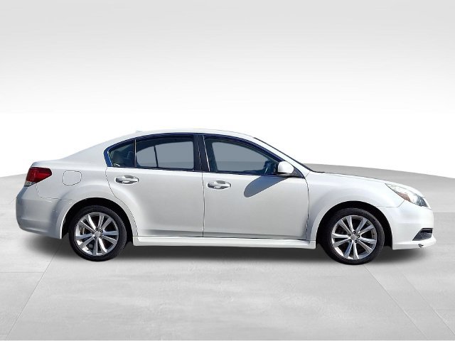 Used 2014 Subaru Legacy 2.5i Premium AWD/4WD image 7