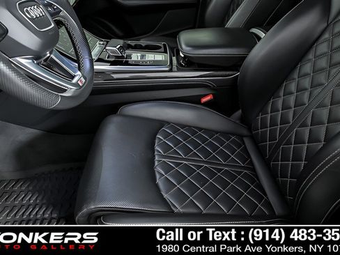 Used 2021 Audi SQ8 Prestige w/ Prestige Package AWD/4WD image 9