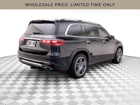 Used 2024 Mercedes-Benz GLS 450 4MATIC image 5