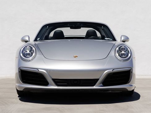 Certified 2017 Porsche 911 Targa 4S AWD/4WD image 10
