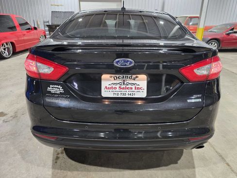 Used 2013 Ford Fusion SE image 10