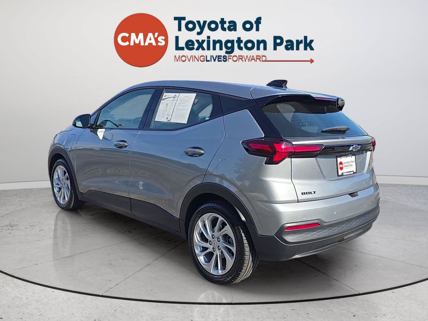 Used 2027 Chevrolet Bolt LT w/ Comfort Package FWD image 3
