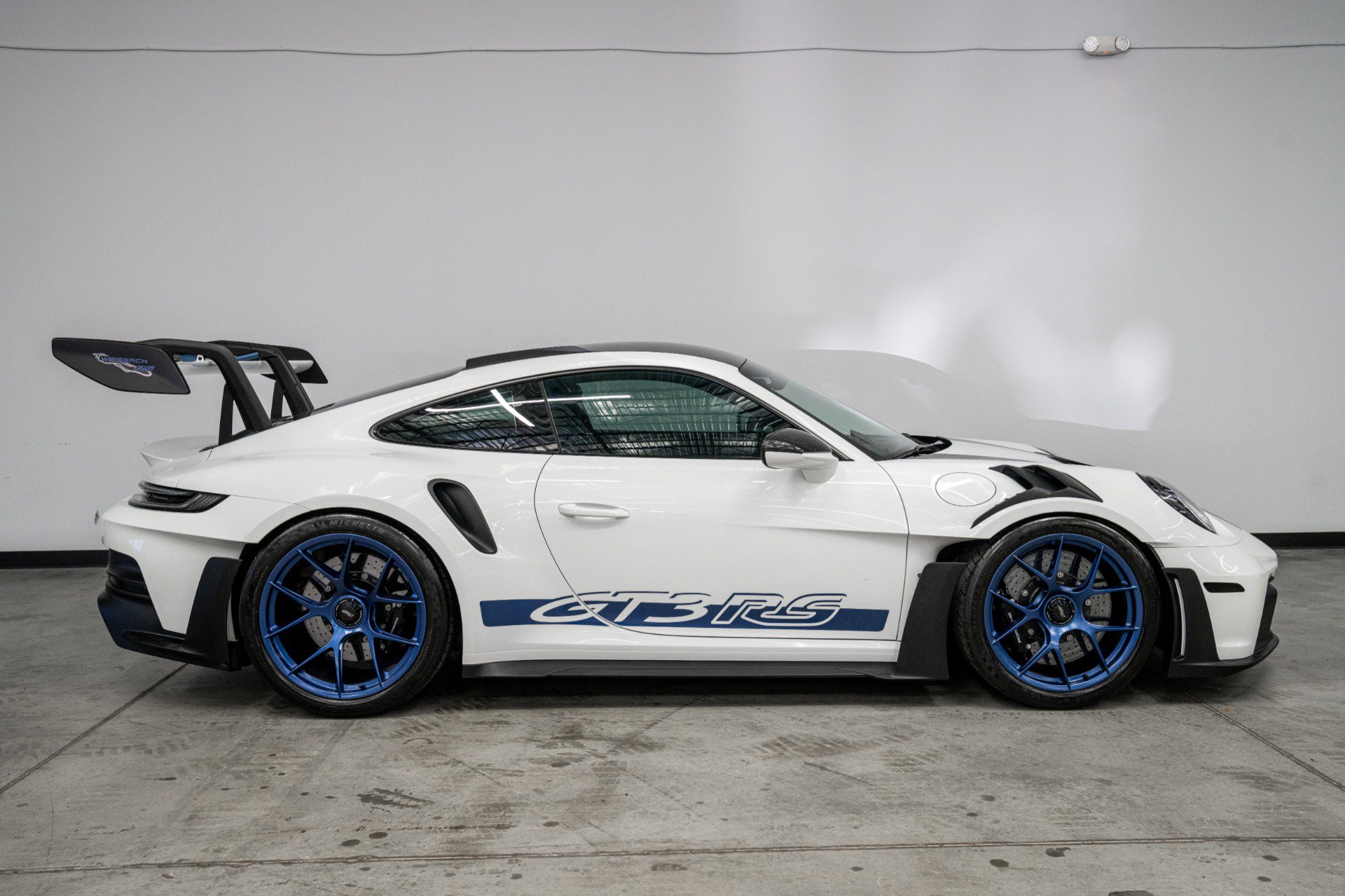 Used 2025 Porsche 911 GT3 RS RWD image 46