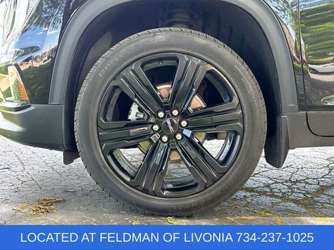 Certified 2026 GMC Acadia Elevation w/ Black Edition AWD/4WD image 33
