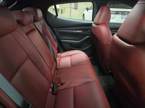 Used 2023 MAZDA MAZDA3 s image 12