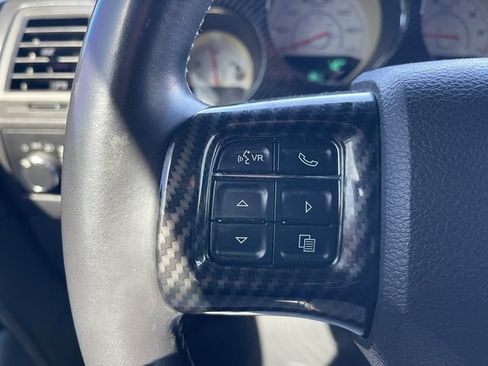 Used 2011 Dodge Challenger RWD image 25
