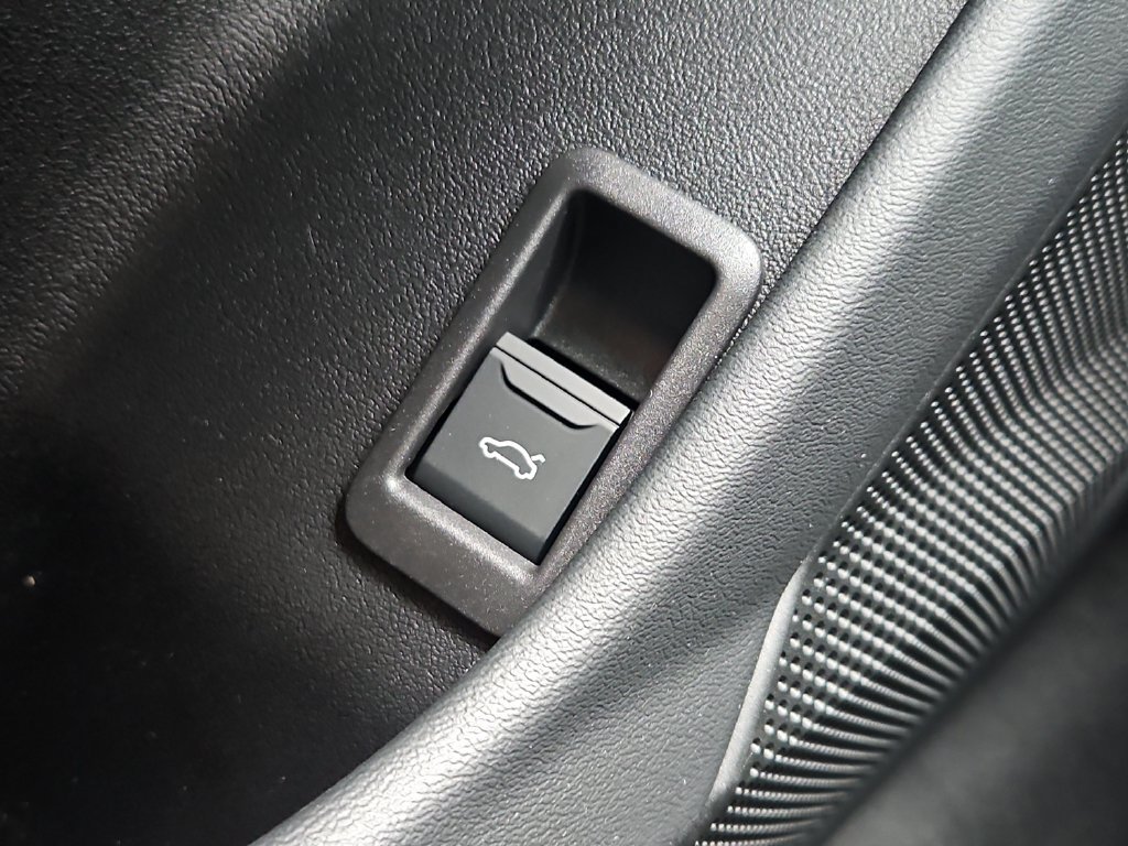 New 2026 Audi A6 Premium Plus AWD/4WD image 16
