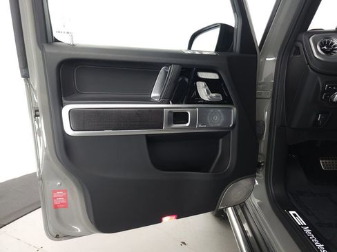 Certified 2022 Mercedes-Benz G 550 w/ Exclusive Interior Package image 5